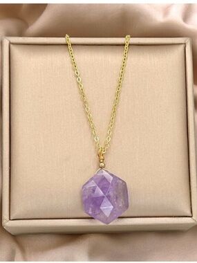 NWT Natural Rose Quartz Pendant Necklace 14K Gold Plated Hexagon 18”
